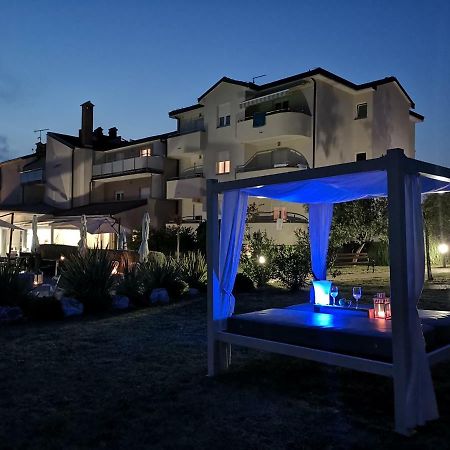 Villa Badi Lovrecica  Luaran gambar